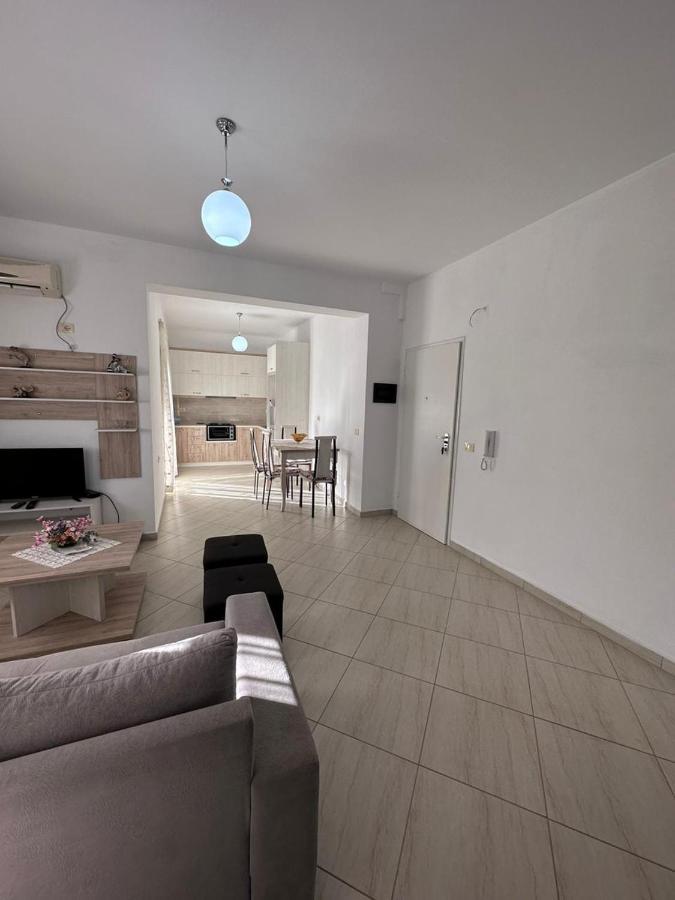 Payo Apartments Sarandë Exterior foto