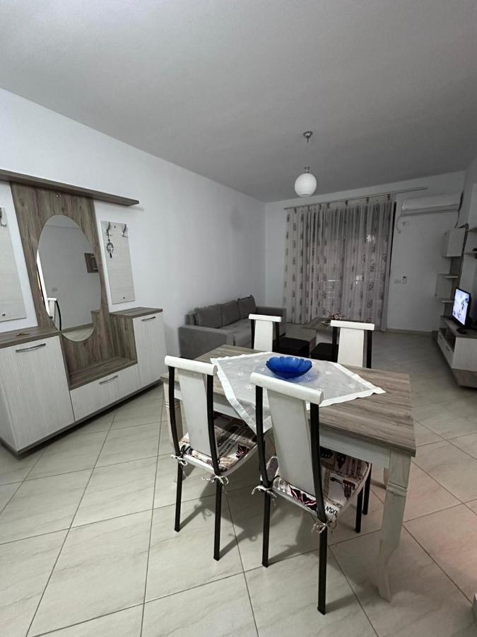 Payo Apartments Sarandë Exterior foto